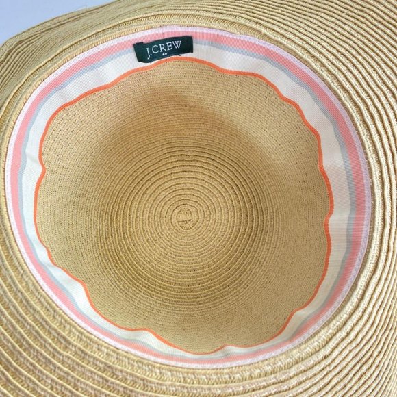 Classic Summer Straw Hat - Picture 2 of 3